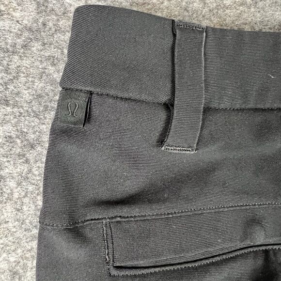 Lululemon Men’s Shorts - Picture 7 of 8